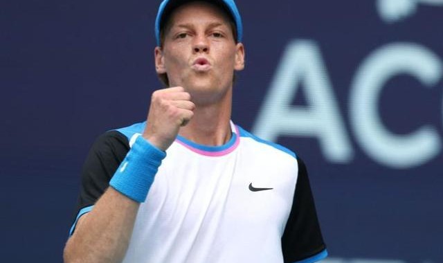 开云体育APP下载-六连败“克星”之后五连胜 辛纳今年必登世界第一？