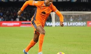 开云体育APP下载-利好来了，罗体：邓弗里斯或能出战次回合vs拜仁 塔雷米即将复出