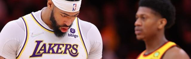 【现场】威少热身谁也不理，扬少侠救赎三分逆转湖人