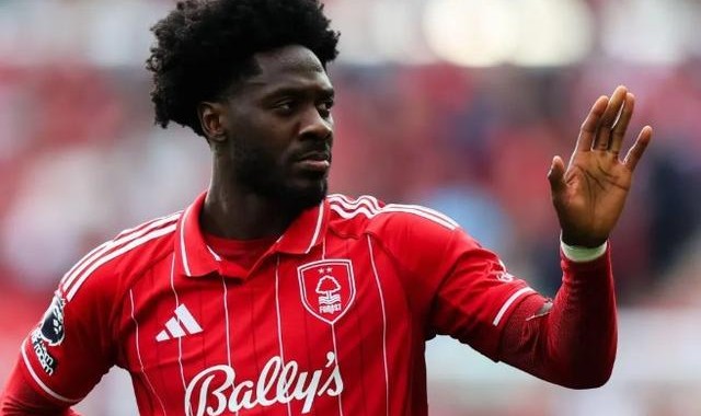 电讯报：森林队后卫埃纳因腿筋受伤将长期缺阵，最快12月复出