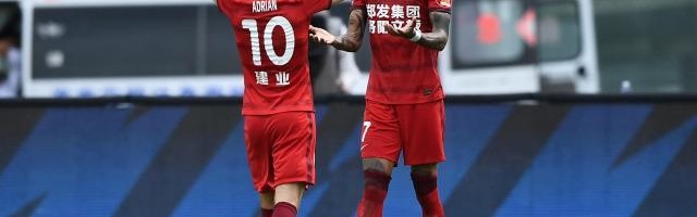 kaiyun-【中超】卡兰加双响石柯染红 河南4比1掀翻十人泰山