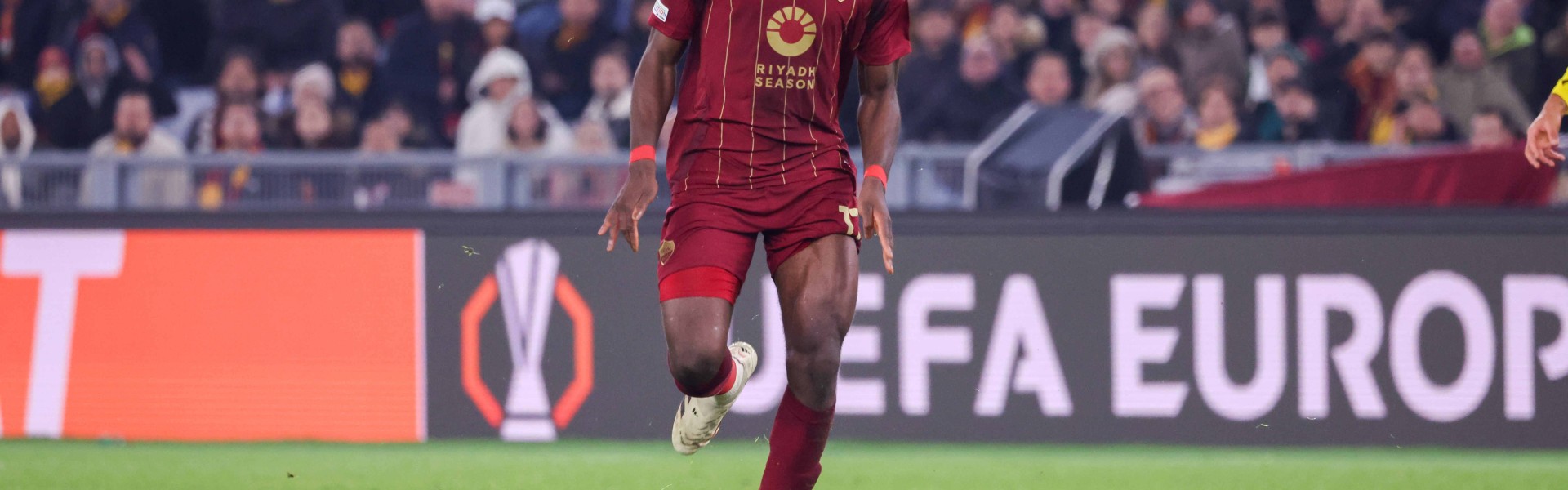 开云体育官网-意媒：国米买科内，意味着卖2名中场&amp;最可能卖阿斯拉尼和泽林斯基